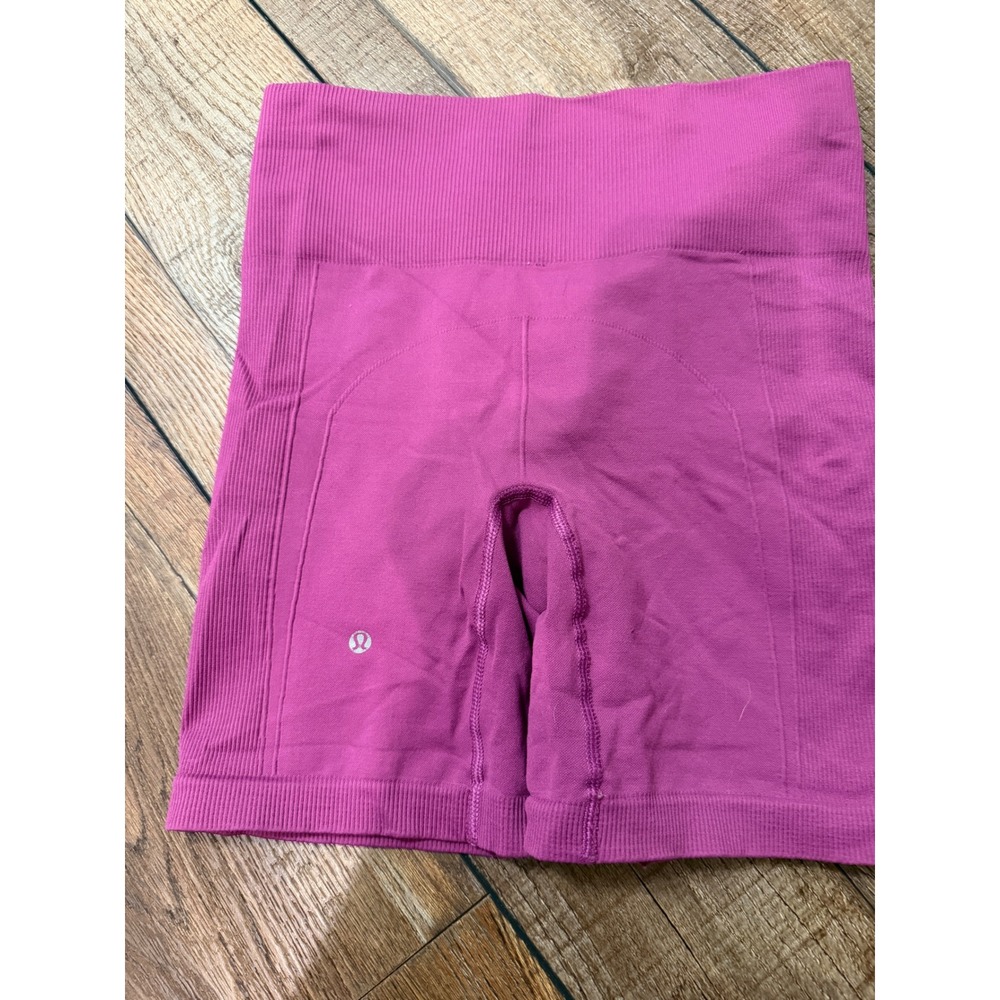 Lululemon SenseKnit High-Rise Running‎ Shorts Magenta Pink Womens Size 6